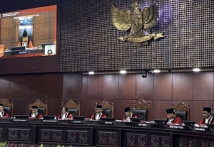 Aturan Pensiun Pejabat Negara Tak Lagi Kekinian, MK Minta Tata Ulang