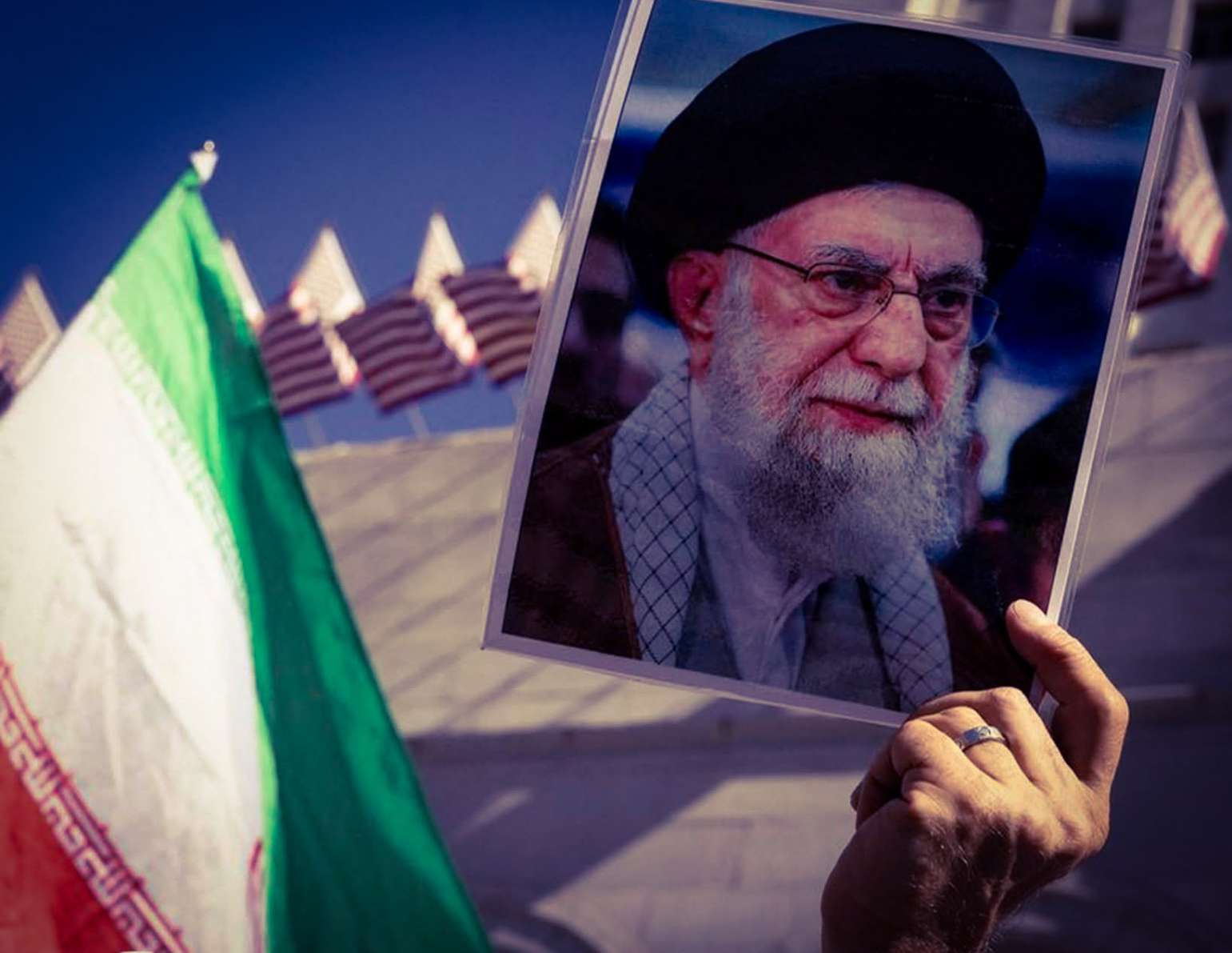 Ayatollah Khamenei Tewas, Iran Tutup Pintu Damai dengan AS